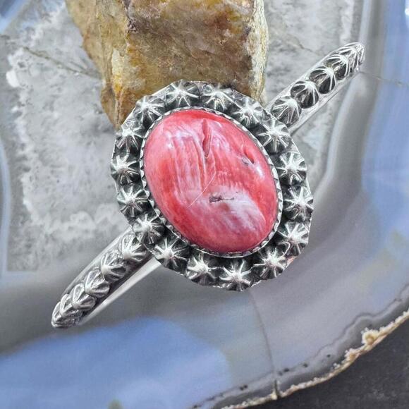 Native American Sterling Oval Orange Spiny Oyster Decorated Bracelet For Women - Picture 1 of 10